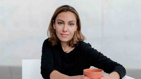 Zwischen Friedensarbeit und Literatur: Joana Osman