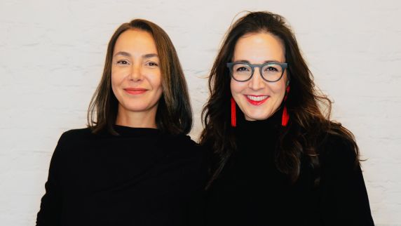 die Initiatorinnen des neuen TAM Museums Müge Avar (l.) und Gülşah Stapel