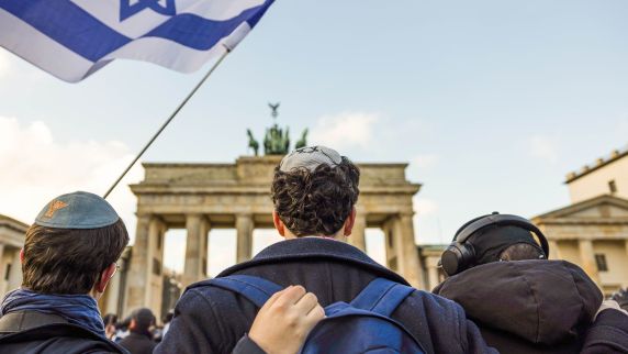 Teilnehmende des Europäischen Jüdischen Jugendkongresses 2024