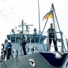 Das Minenjagdboot „Bad Bevensen“ verlässt den Marinehafen Kiel