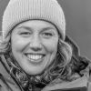 Laura Dahlmeier lächelt in die Kamera. 