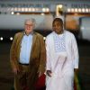 Ankunft in Ghana: Bundespräsident Frank-Walter Steinmeier mit dem ghanaischen Außenminister Samuel Okudzeto Ablakwa (r.)