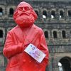 Bereit für ein großes Jubiläum: Marx-Skulptur in Trier.