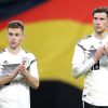 Kimmich (l.) und Goretzka starteten die Aktion #WeKickCorona.