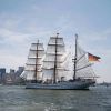 Das deutsche Segelschulschiff „Gorch Fock“ hat in Nordamerika die Regatta „Five Sister Trophy“ gewonnen.