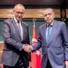 Friedrich Merz und Recep Tayyip Erdoğan (r.)