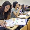 يتوجب على فئة من الطلبة الأجانب دراسة سنة تحضيرية قبل بدء دراستهم الجامعية. 
