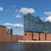Hanseatic Trade Center und Elbphilharmonie in Hamburgs HafenCity 