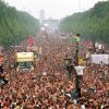 Von 1989 bis 2010 feierten Menschen auf der Love Parade. 