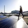 Photovoltaikanlage auf einem Industriegebäude im Ruhrgebiet 