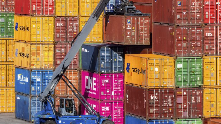 Deutsche Unternehmen können positiver in die Zukunft blicken.