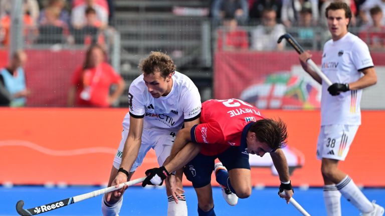 Spielszene im Finale Deutschland gegen Spanien der Hockey-WM 2026