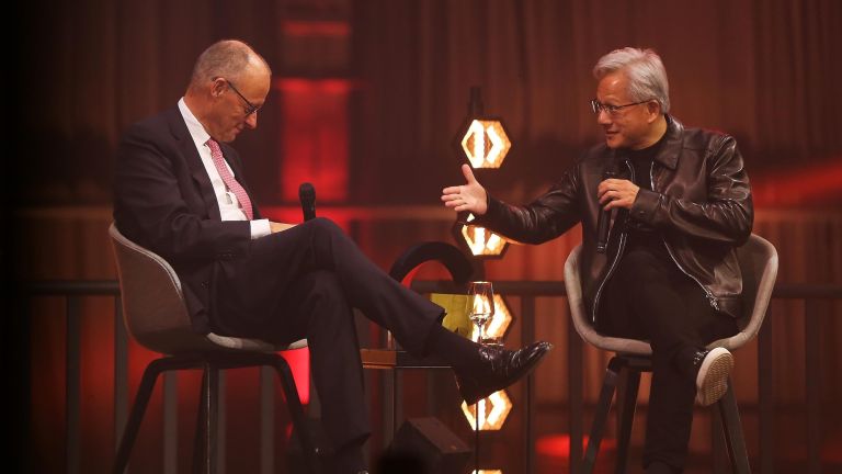 Bundeskanzler Friedrich Merz (l.) und Nvidia-Chef Jensen Huang