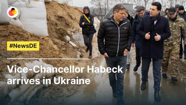 Vice-Chancellor Habeck arrives in Ukraine