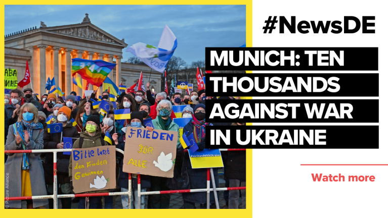 Munich: Tens of thousands at demonstration against attack on Ukraine