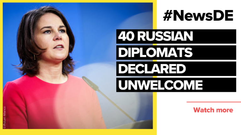 Federal government declares 40 Russian diplomats "undesirable"